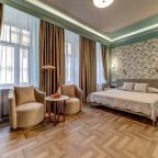 Номер Полулюкс в отеле Премиум