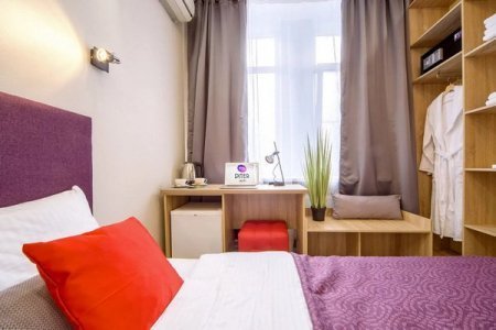 Категория Улучшенный Стандарт в отеле ПИТЕР на Добролюбова 5